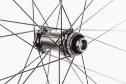 EASTON Wiel EA70 AX Disc Voor 700C - 15x100/9x100 -Fietsonderdelen Easton LRS 15 15x100 9x100 1