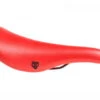 Vlieg Zadeltje - Rood -Fietsonderdelen fly sattel red 179344